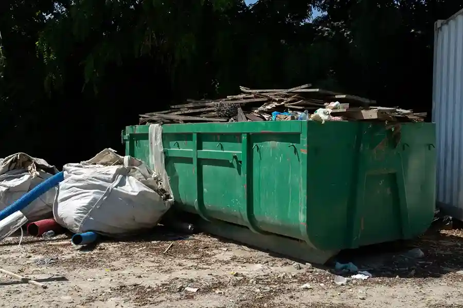 How Bulk Trash Removal Reduces Clutter and Maximizes Space Oklahoma City, OK