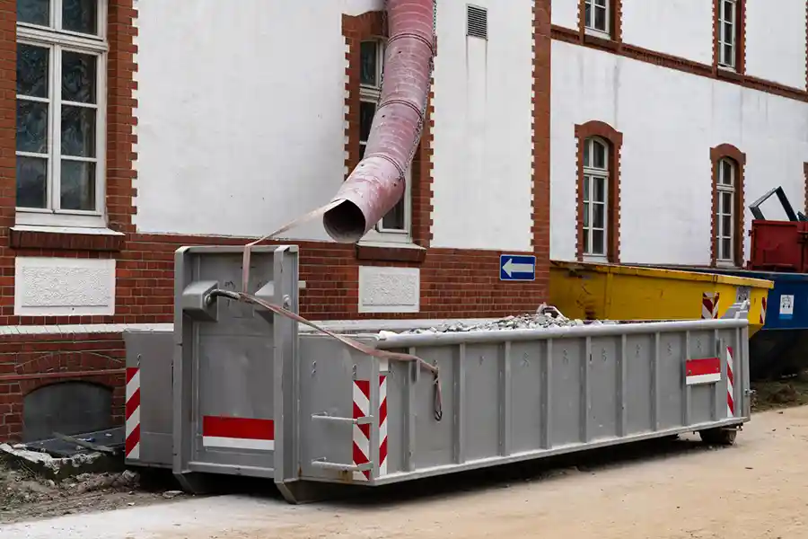 How Bulk Trash Removal Reduces Clutter and Maximizes Space in Oklahoma City, OK